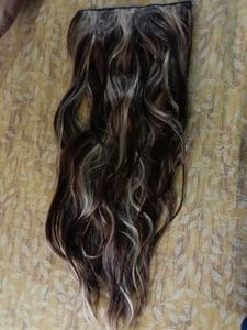 Clip-in Hair Extensions ..only big one available