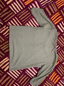 Green Button-Up Long Sleeve Top
