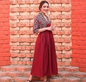 Elegant Maroon Kurta  with Intricate Print