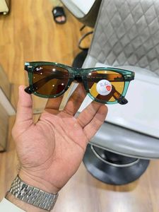 Ray-Ban Wayfarer Sunglasses - Green