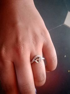 925 hallmark real silver ring.....