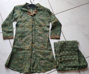 Elegant Green Printed Kurta Set