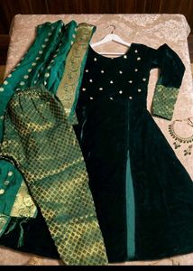 Elegant Velvet Kurta Set with Dupatta