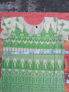 Green Kurta &amp; Leggings Set