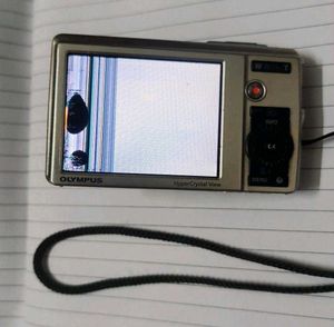 Olympus Digital Camera (for parts/repair)