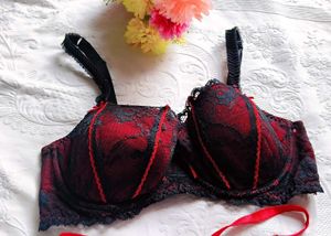 Lace Trimmed Push-Up Bra with brief 👍