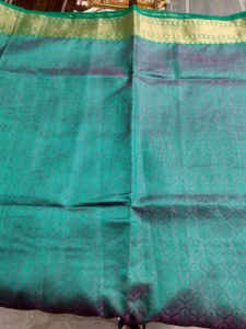 Elegant Green &amp; Gold cotton blend Saree