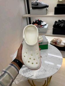 croc bayaband clog white berry Fresh