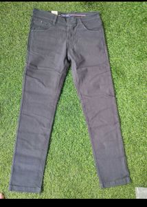 Tommy Hilfiger Denim Jeans - Stylish &amp; Comfortable