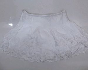 Broderie anglaise white skirt