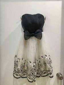 Chic Black &amp; White Tulle Dress