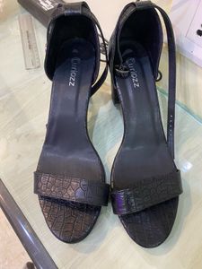 NEW Black Heel For Women