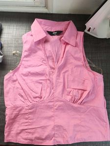 Pink Sleeveless Collared Top
