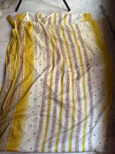 Beautiful Yellow Striped Printed Dupatta