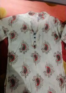 Stylish White Kurta with Paisley Print