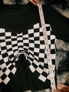 Black White Square Design Full Sleeve Top