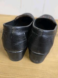 Classic Black leather Loafers