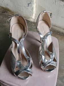 TOTE'S GALLORE Stylish Silver Heel(39)