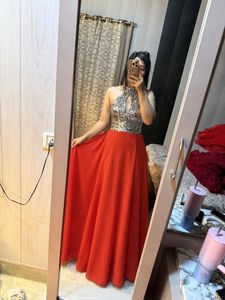 Stunning Sequin & Orange Gown🎀❤️