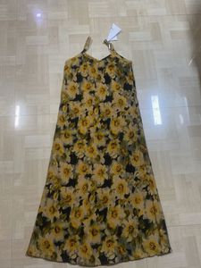 Floral Maxi Dress with strap to tighten up size m