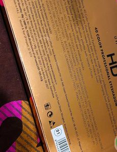 Swiss Beauty Hd Professional 40 Pigmented Colors E