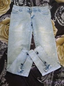 jeans