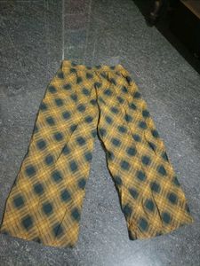 Stylish Wide-Leg Printed Pants