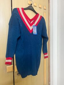Navy Blue and Red Solid Pullover sweater