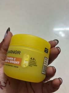 Garnier Vitamin C Face Cream