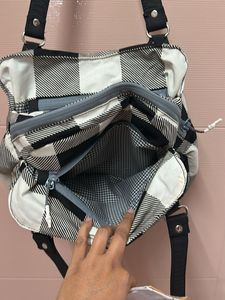 Plaid shoulder bag