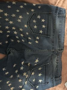 Star Print Distressed Jeans