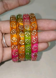 Beautiful Kangan Set