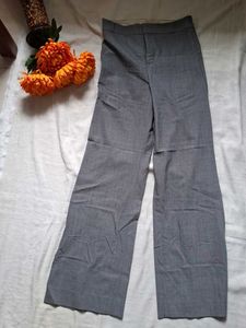 Gray Wide Leg Trousers-Mid waist