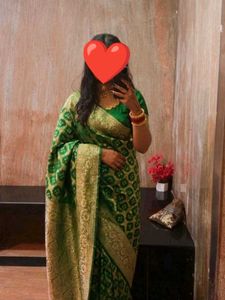 party green saree 💗🌸🍡🩰