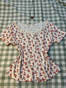 Vintage Floral Button-Up Top
