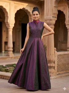 Stunning Sleeveless Ethnic Gown