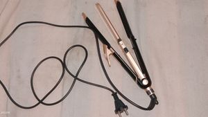 It's 3 In 1 hair straightener.