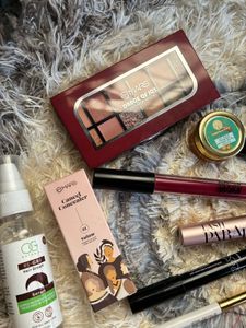 Complete Makeup &amp; Accessories Bundle