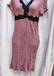111812. Chic Rose Lace Trim Dress