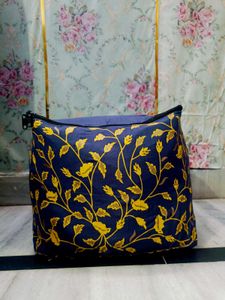 🇳🇿💫🎀Stylish Floral Storage Bag