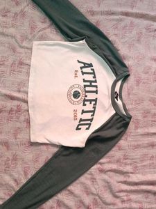Athletic Cropped Long Sleeve Top