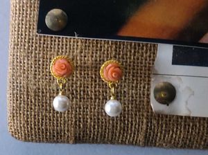 Pati's Rose Pearl Earrings