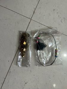 Elegant Gold-Tone Anklets with Leaf Charms