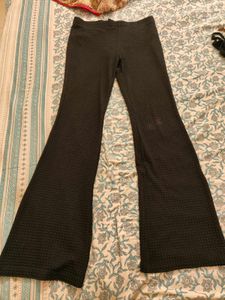 Crochet-look trousers