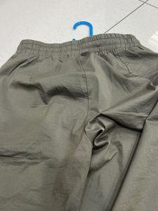 Olive Green Cargo Pants 🆕 With Out Tag 🏷️