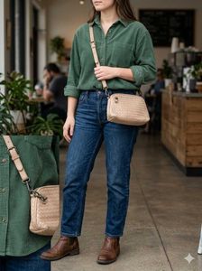 Chic Woven Clutch/Crossbody Bag
