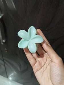 Cute Flower Hair Clip