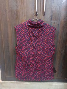 Half Sleeves Puffer Jacket