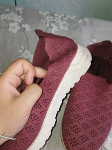 Maroon Slip-on Casual Sneakers