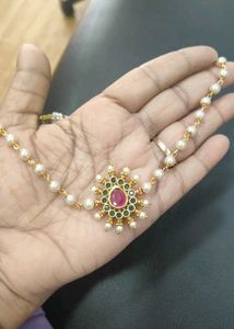 Elegant Pearl and Ruby necklace